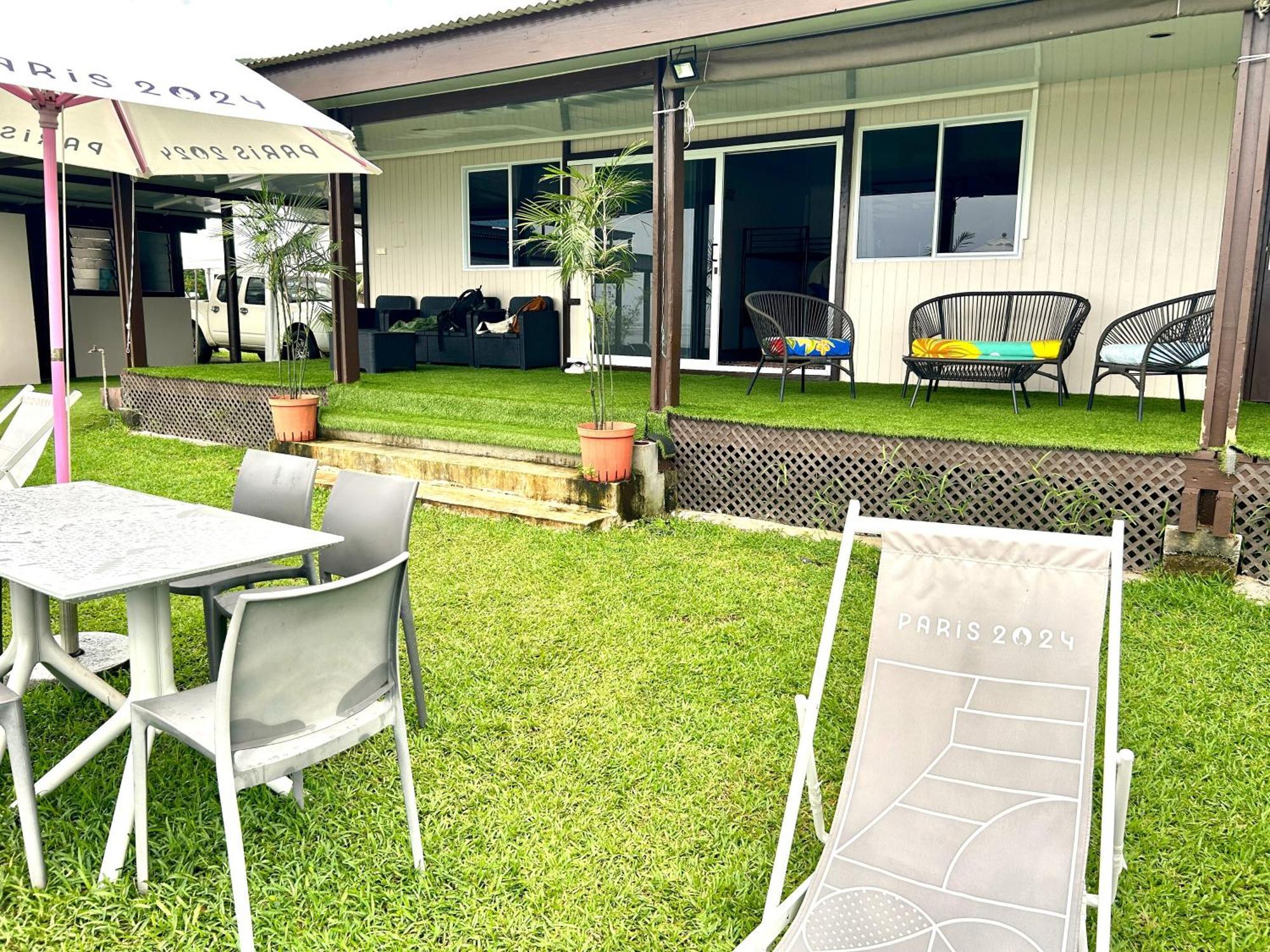 Hava'E Lodge Teahupoo Extérieur photo